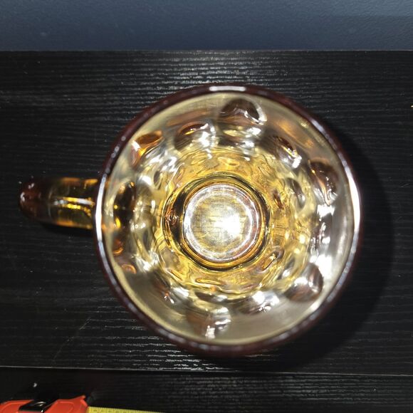 Vintage Amber Glass Coffee Mug 3D Design - Picture 3 of 6